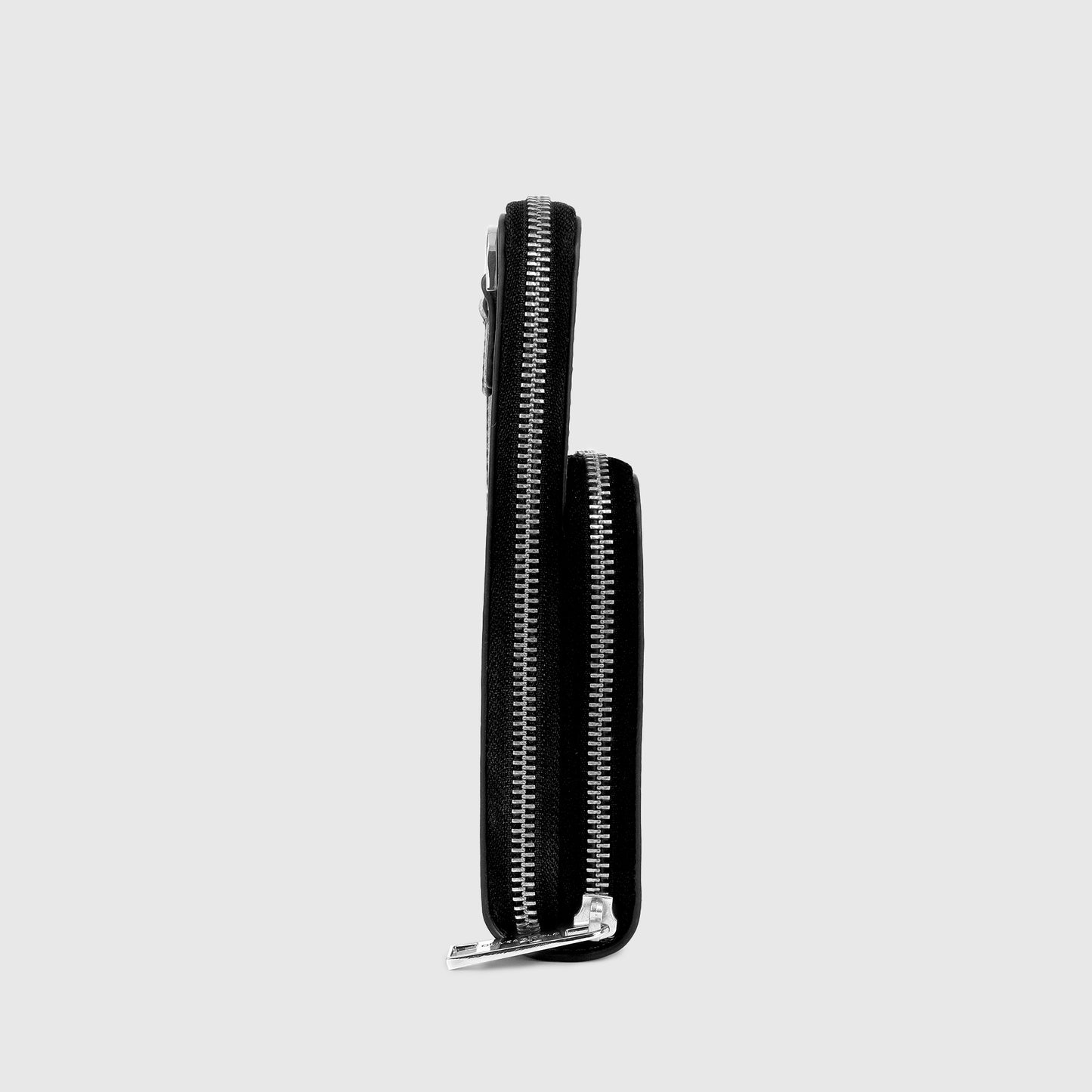 ONYX BLACK