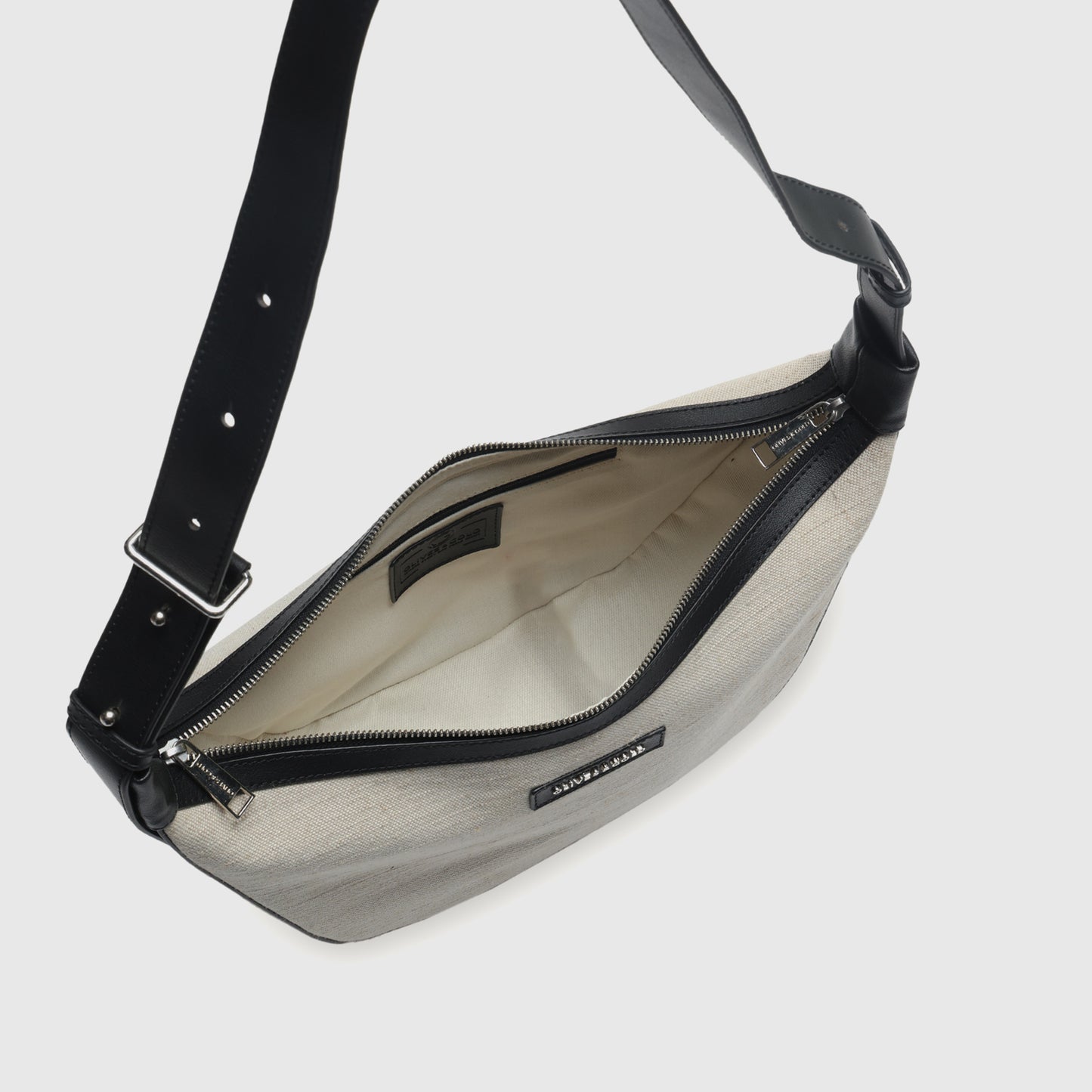 ONYX BLACK